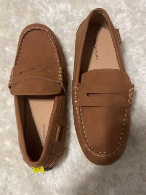 EUC Rockport boys tan loafers